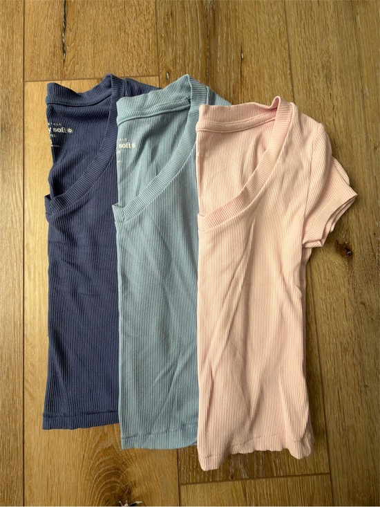 Aeropostale Tops - Super Soft Aéropostale XS Baby Tee Bundle • 3 Colors • Like New